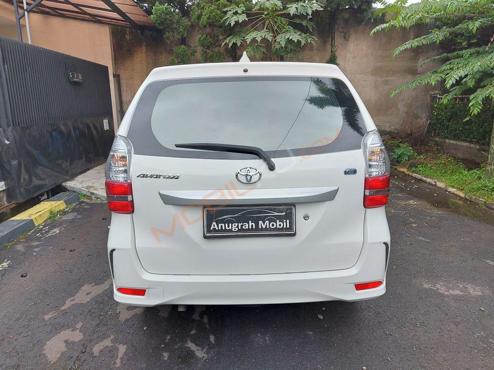 Mobil Toyota Avanza 2020