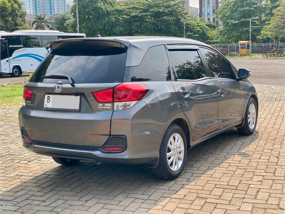 Mobil Honda Mobilio 2014