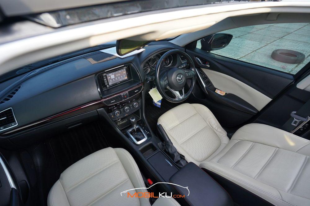 Mobil Mazda 6 2013