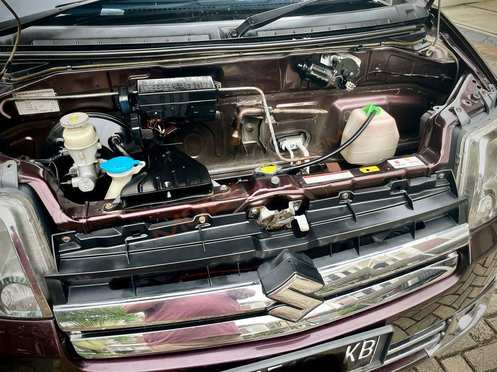 Mobil Suzuki APV 2008