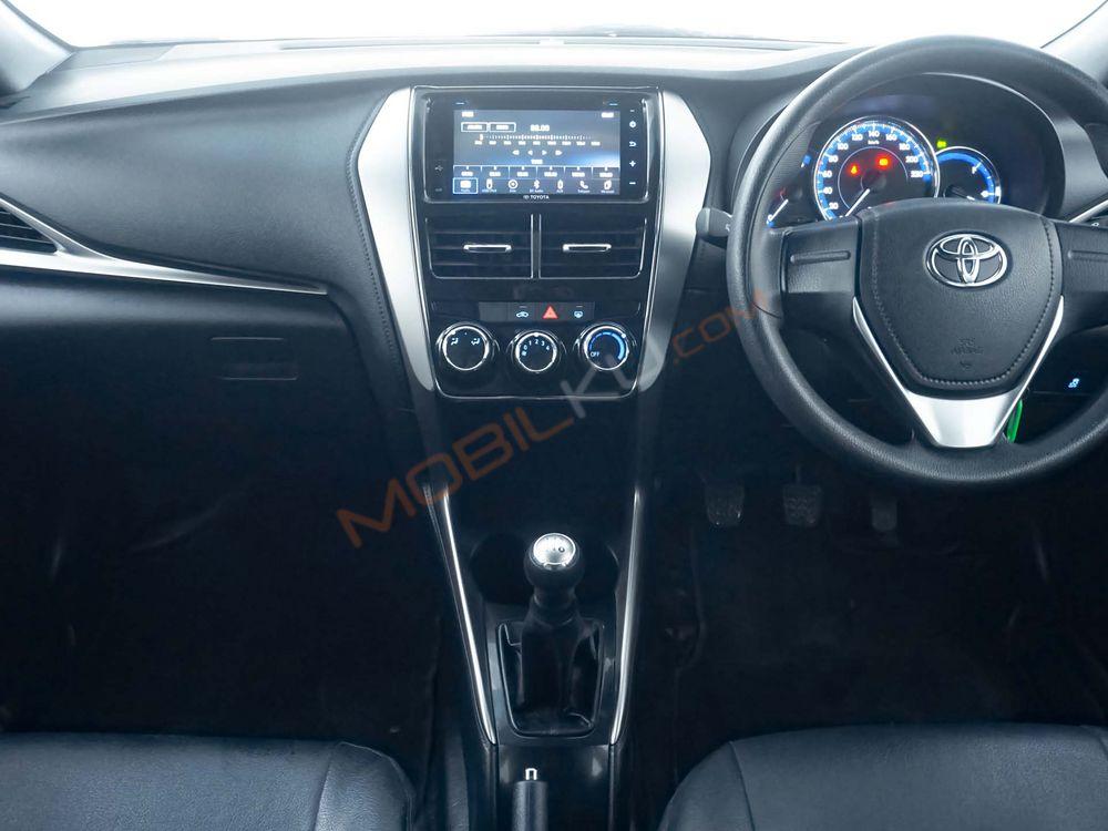 Mobil Toyota Yaris 2018