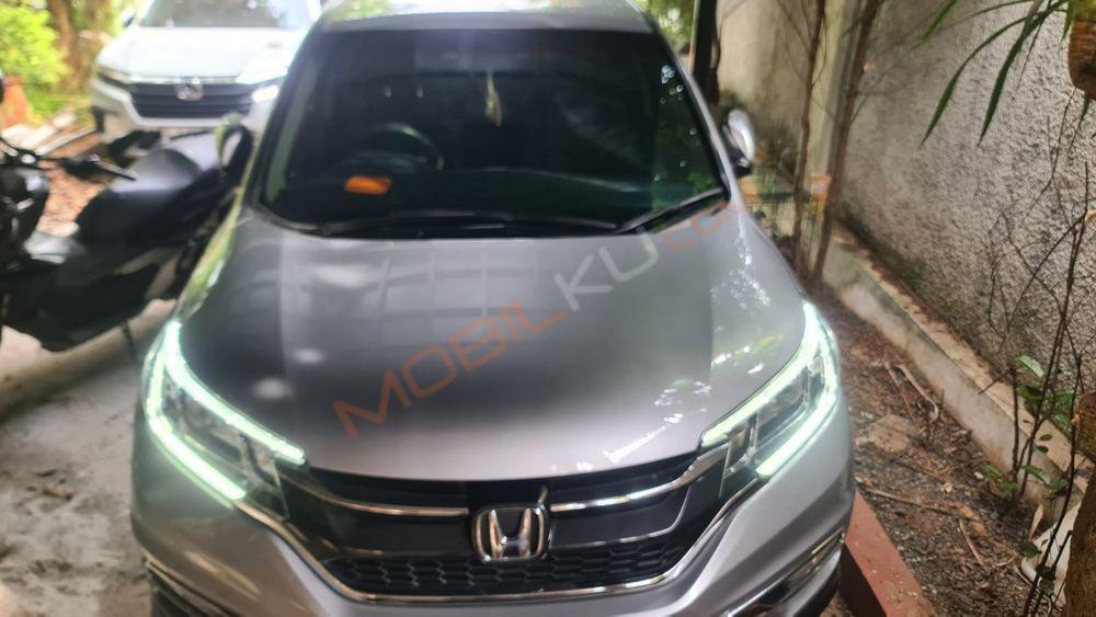 Mobil Honda CR-V 2016
