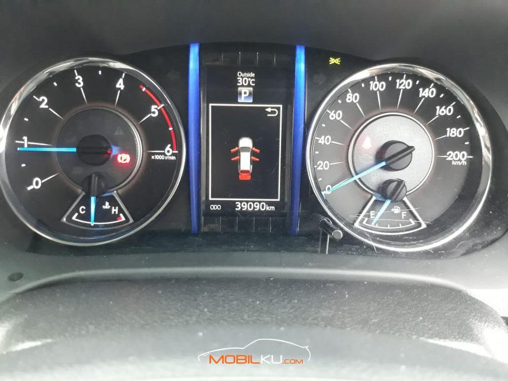 Mobil Toyota Fortuner 2018