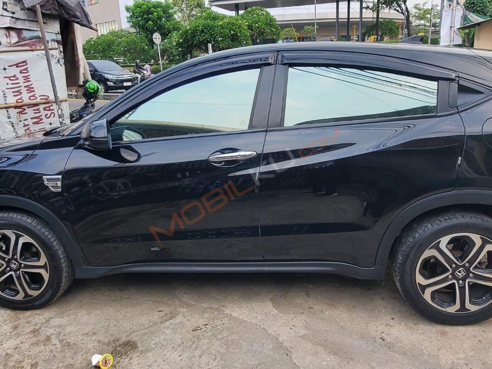 Mobil Honda HR-V 2021