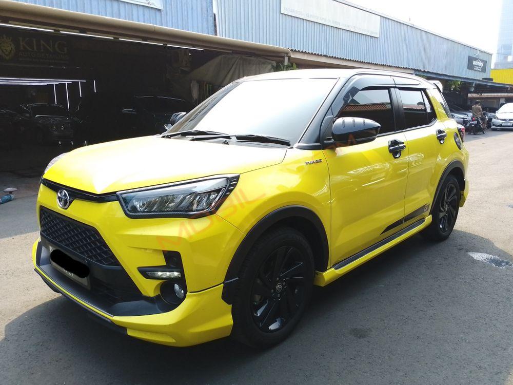 Mobil Toyota Raize 2022