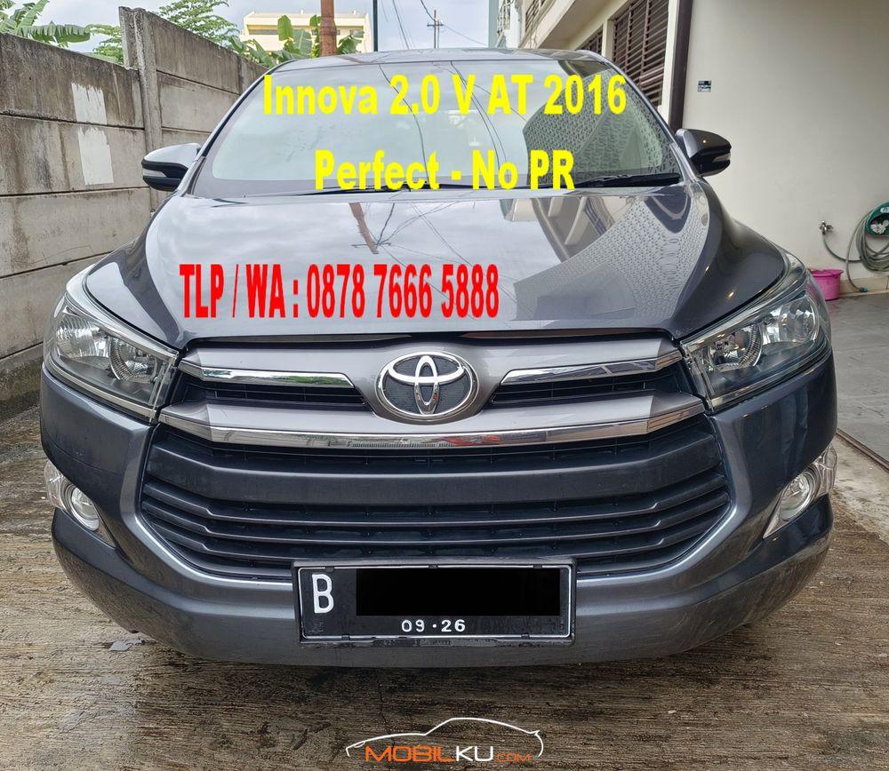 Mobil Toyota Kijang Innova 2016