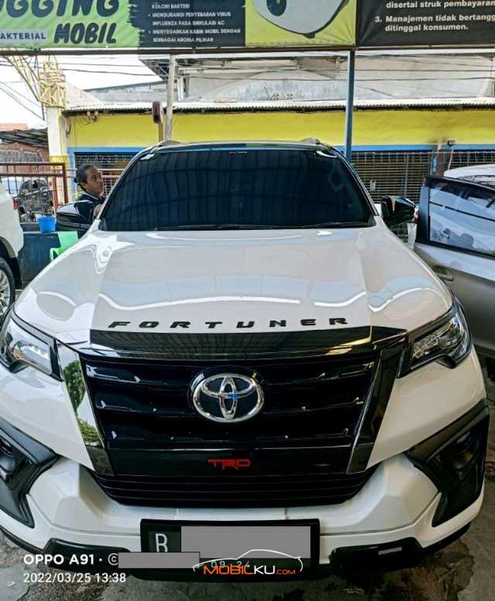 Mobil Toyota Fortuner 2019