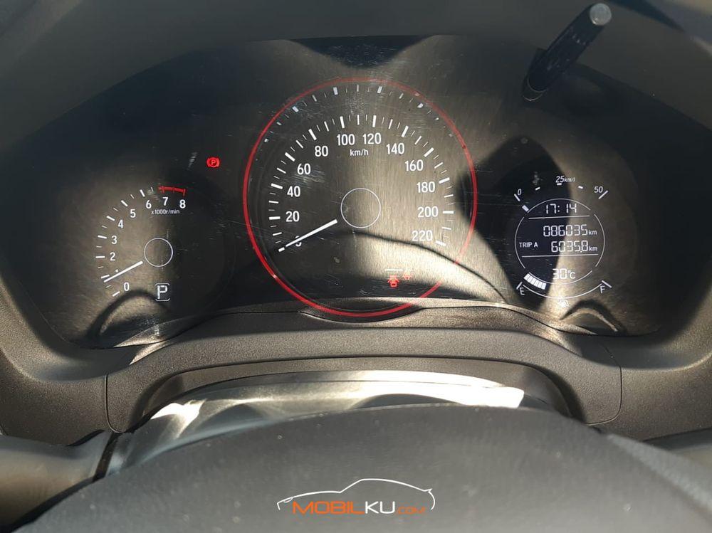 Mobil Honda HR-V 2015