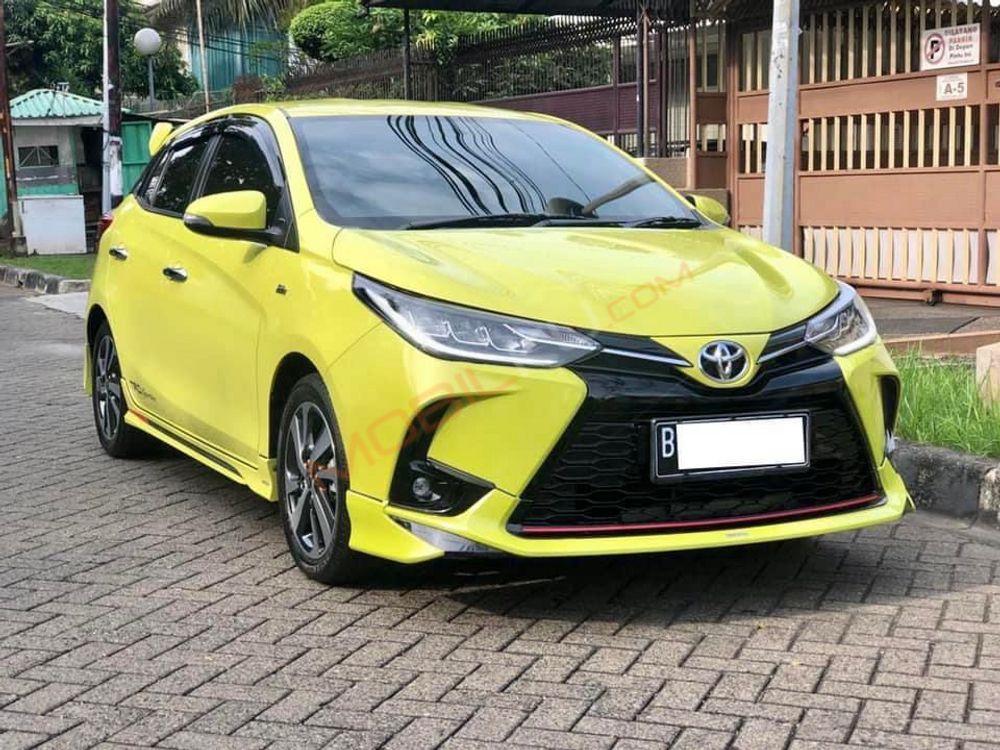 Mobil Toyota Yaris 2021