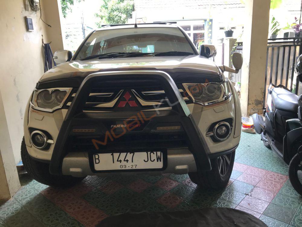 Mobil Mitsubishi Pajero Sport 2012