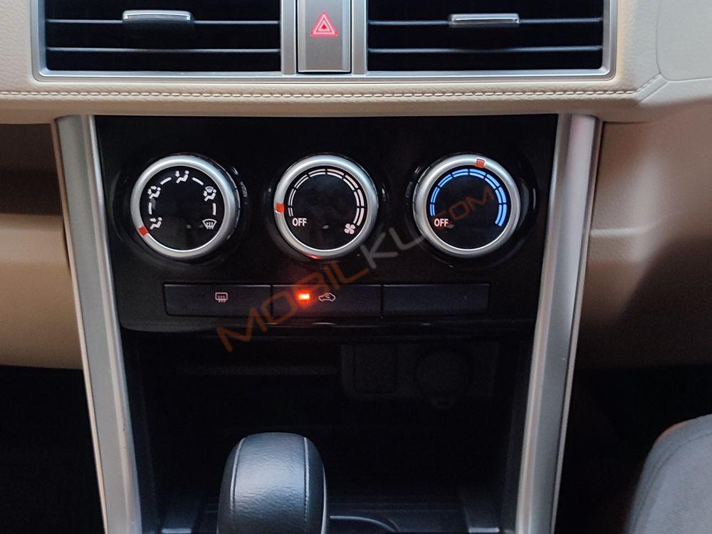 Mobil Mitsubishi Xpander 2021