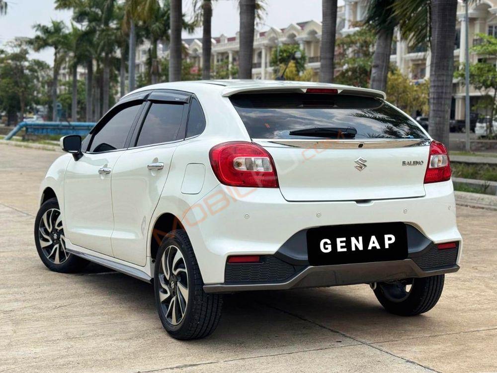 Mobil Suzuki Baleno 2020