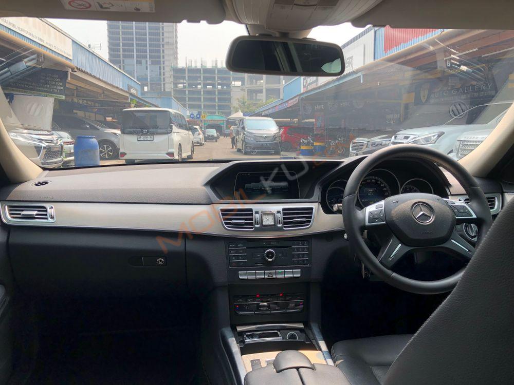 Mobil Mercedes-Benz E-Class 2016