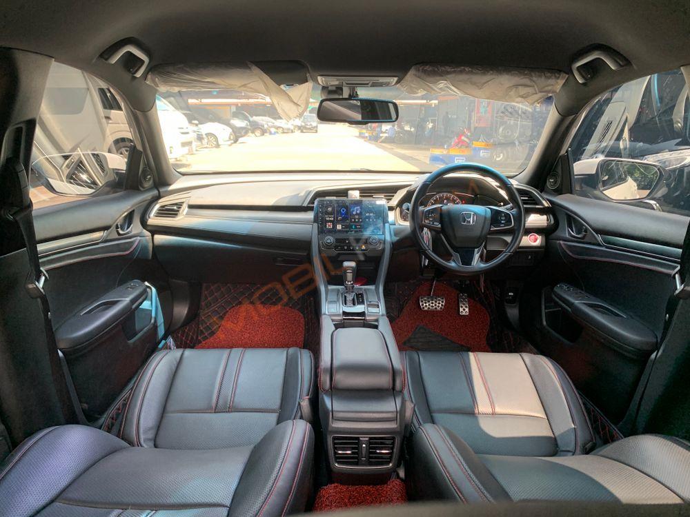Mobil Honda Civic Hatchback 2020