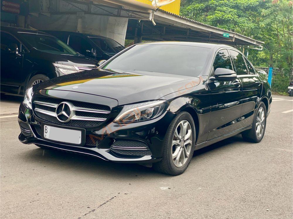 Mobil Mercedes-Benz C-Class 2014