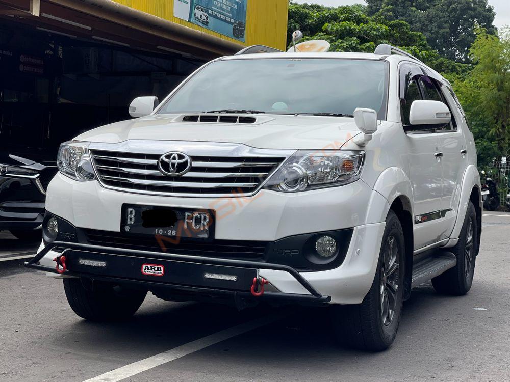 Mobil Toyota Fortuner 2012