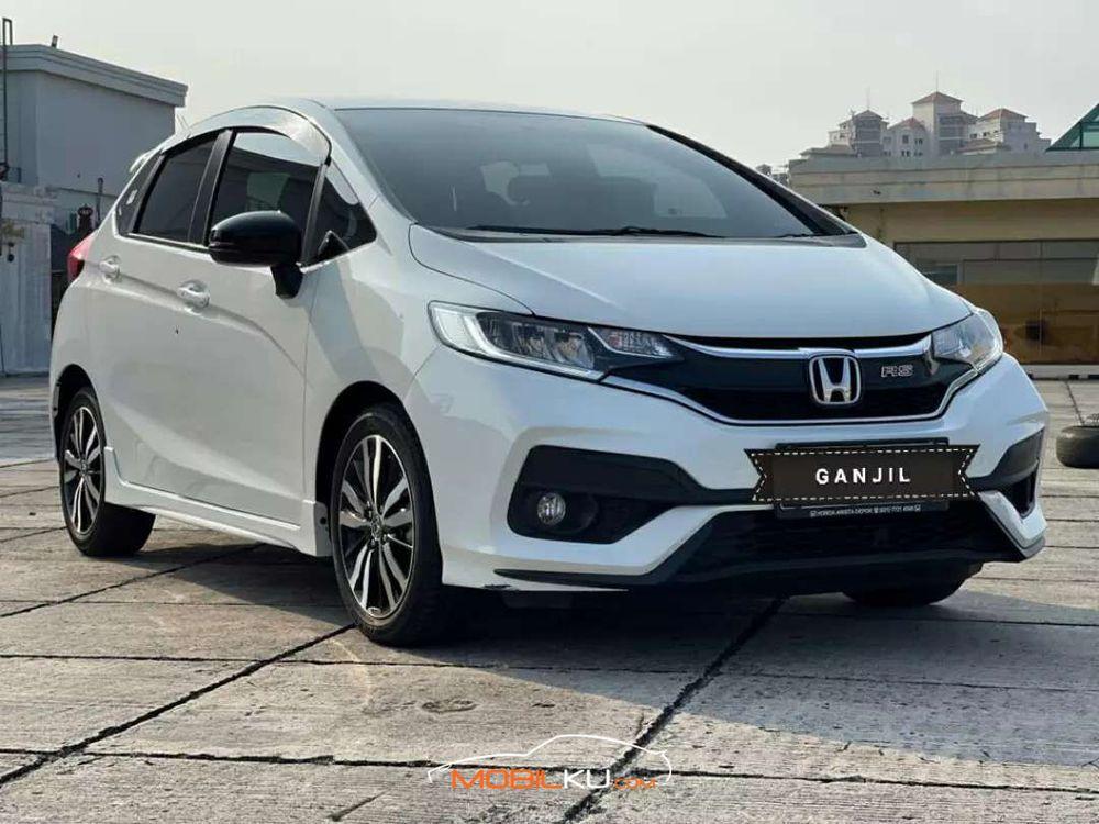 Mobil Honda Jazz 2019