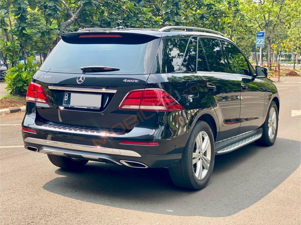 Mobil Mercedes-Benz GLE 2016
