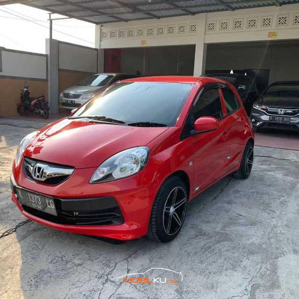 Mobil Honda Brio 2015