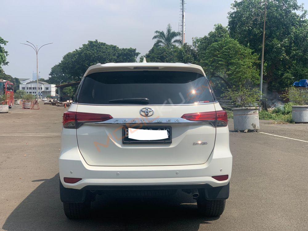 Mobil Toyota Fortuner 2016