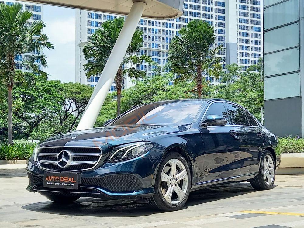Mobil Mercedes-Benz E-Class 2017