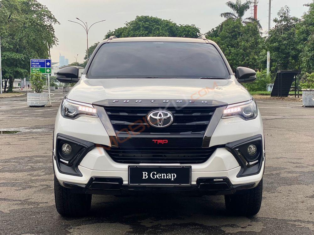 Mobil Toyota Fortuner 2020