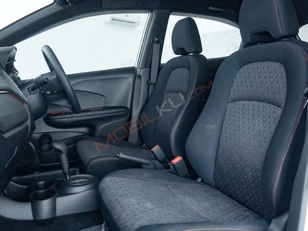 Mobil Honda Brio 2019