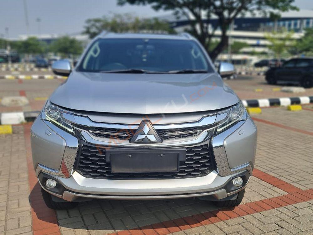 Mobil Mitsubishi Pajero Sport 2016
