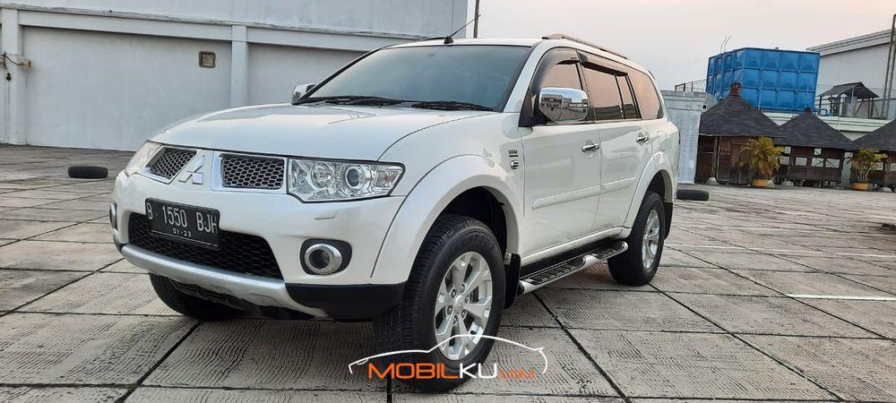 Mobil Mitsubishi Pajero Sport 2012