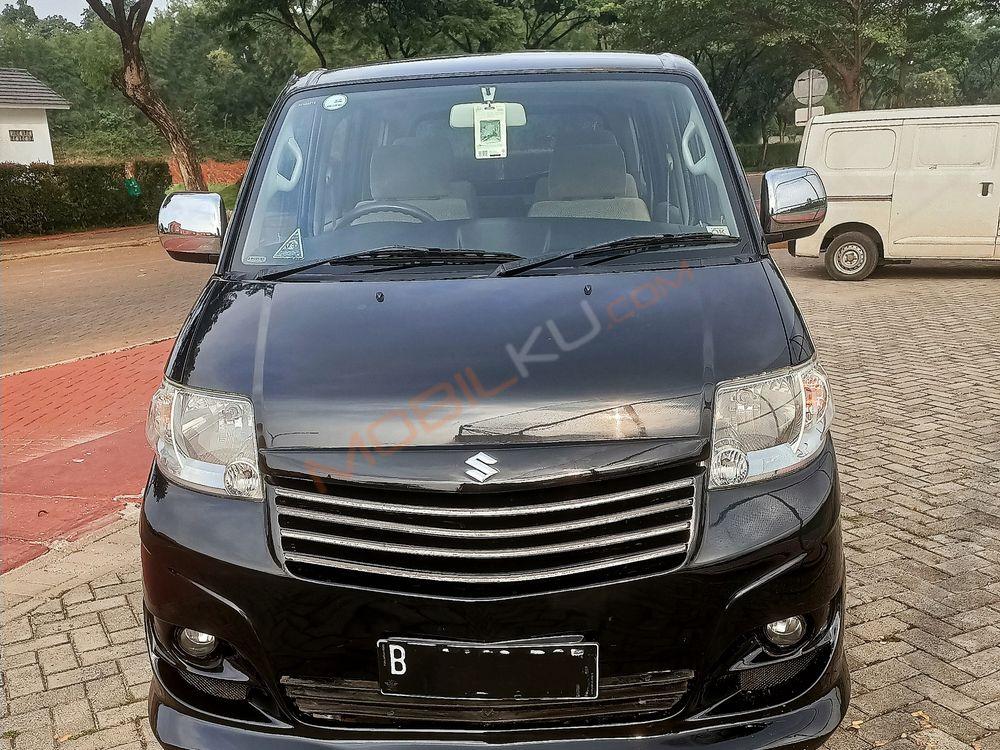 Mobil Suzuki APV 2011