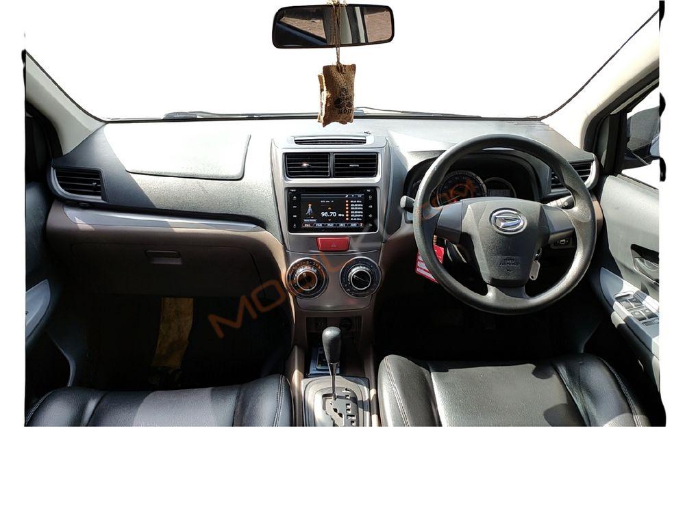 Mobil Daihatsu Xenia 2017