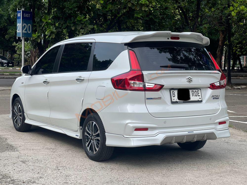 Mobil Suzuki Ertiga 2022