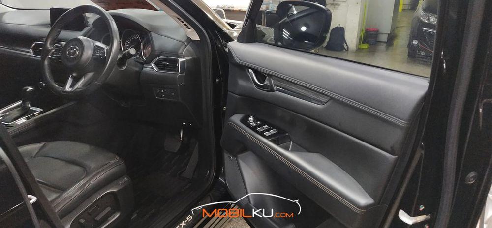 Mobil Mazda CX-5 2019