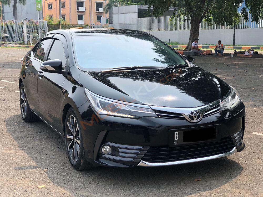 Mobil Toyota Corolla 2018