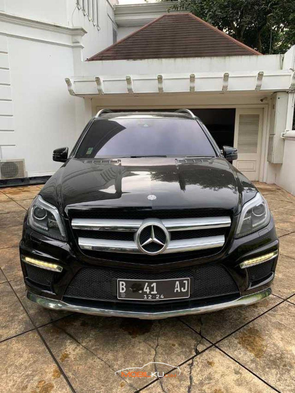 Mobil Mercedes-Benz GL 2014