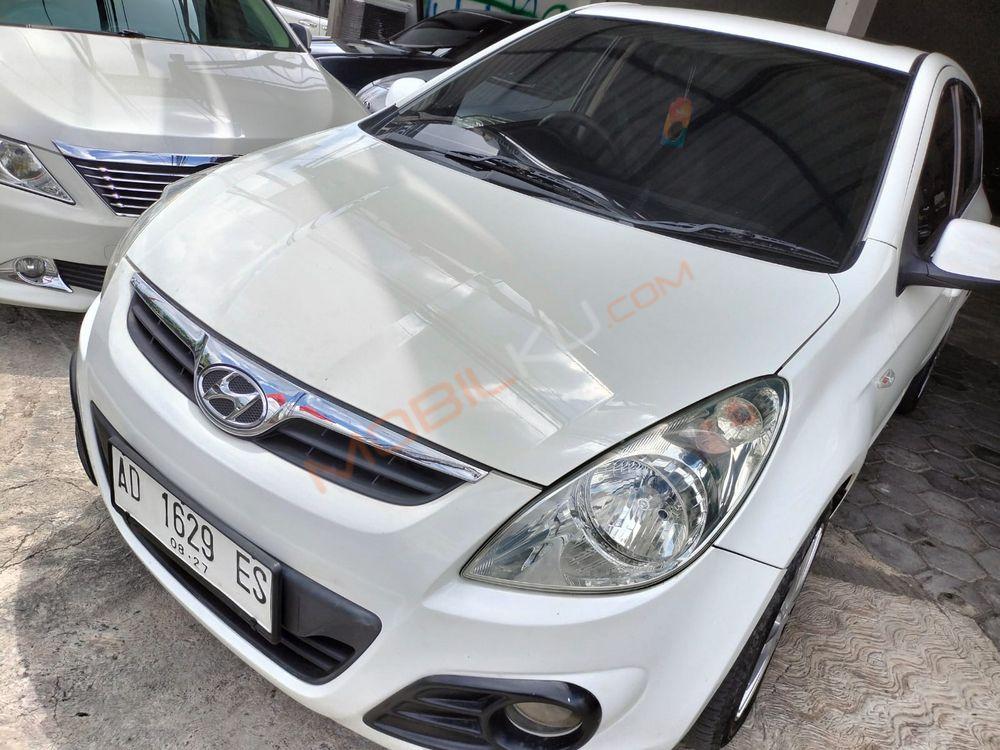 Mobil Hyundai i20 2011
