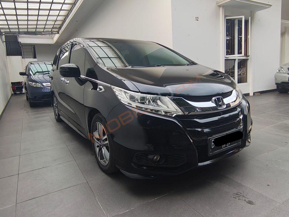 Mobil Honda Odyssey 2018