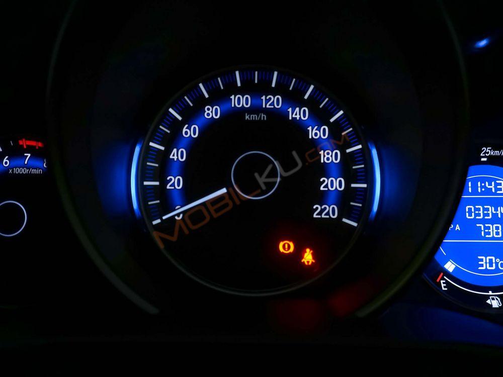 Mobil Honda Jazz 2020