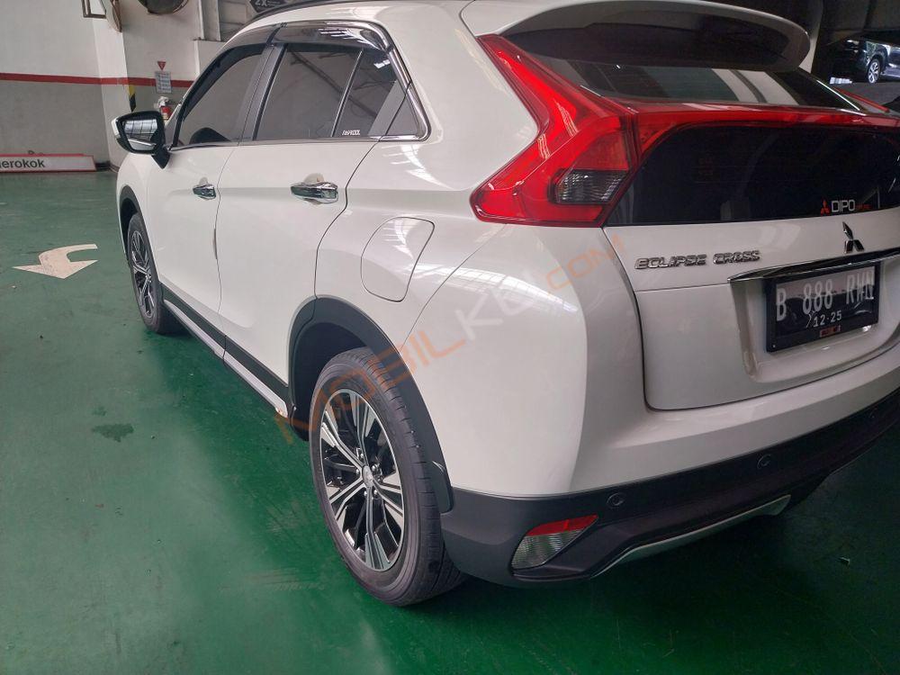 Mobil Mitsubishi Eclipse Cross 2019