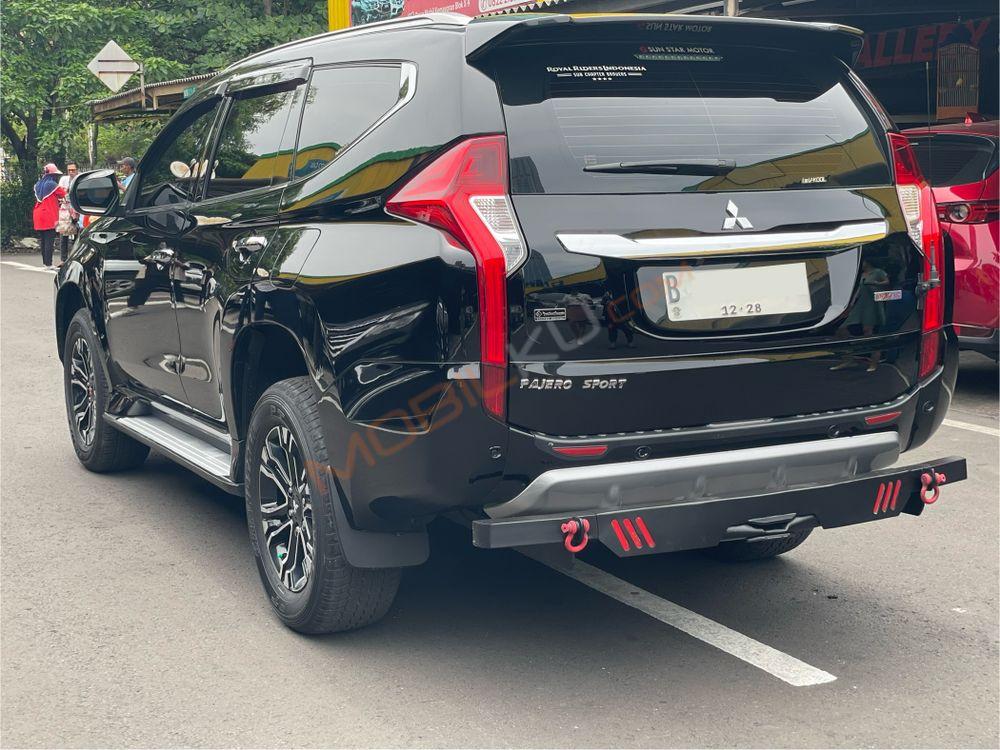 Mobil Mitsubishi Pajero Sport 2018