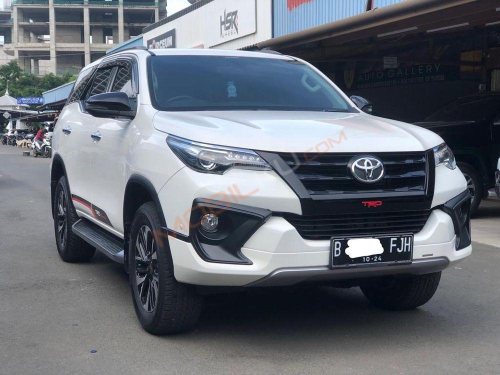 Mobil Toyota Fortuner 2019