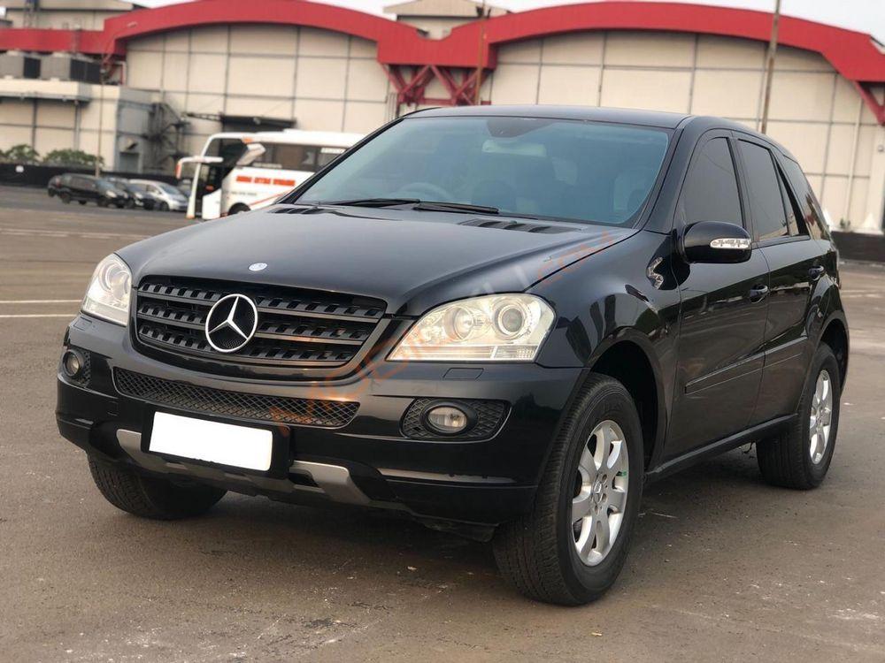 Mobil Mercedes-Benz ML 2006