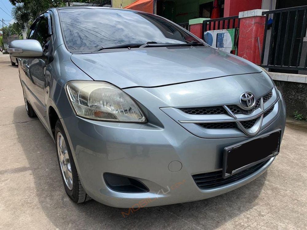Mobil Toyota Vios 2009