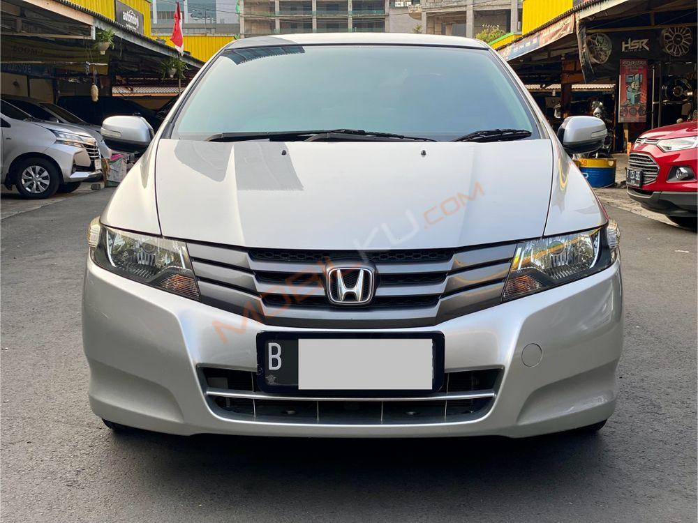 Mobil Honda City Sedan 2009