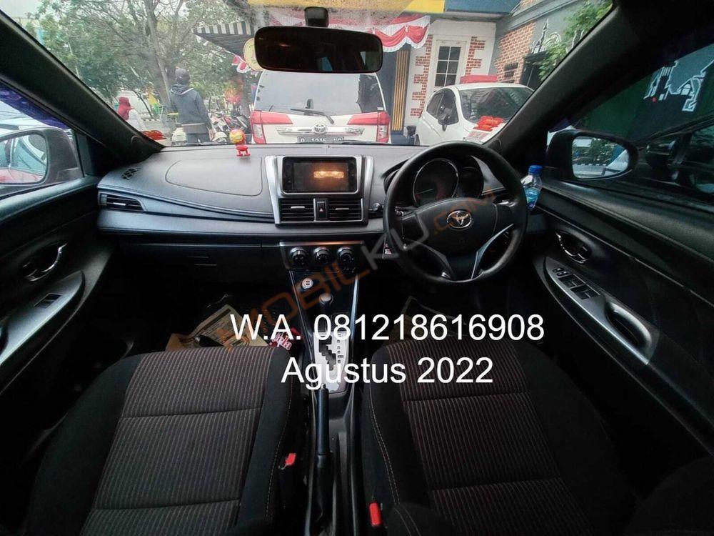 Mobil Toyota Yaris 2016