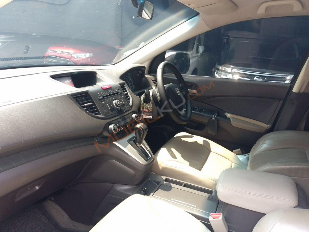 Mobil Honda CR-V 2012