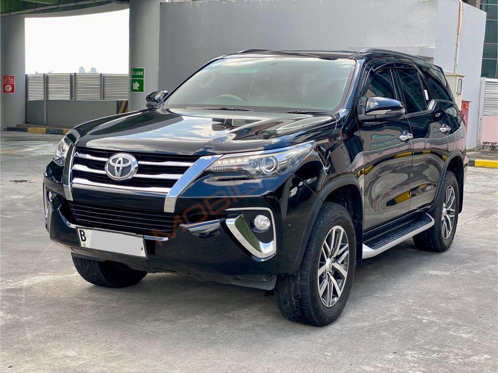Mobil Toyota Fortuner 2018