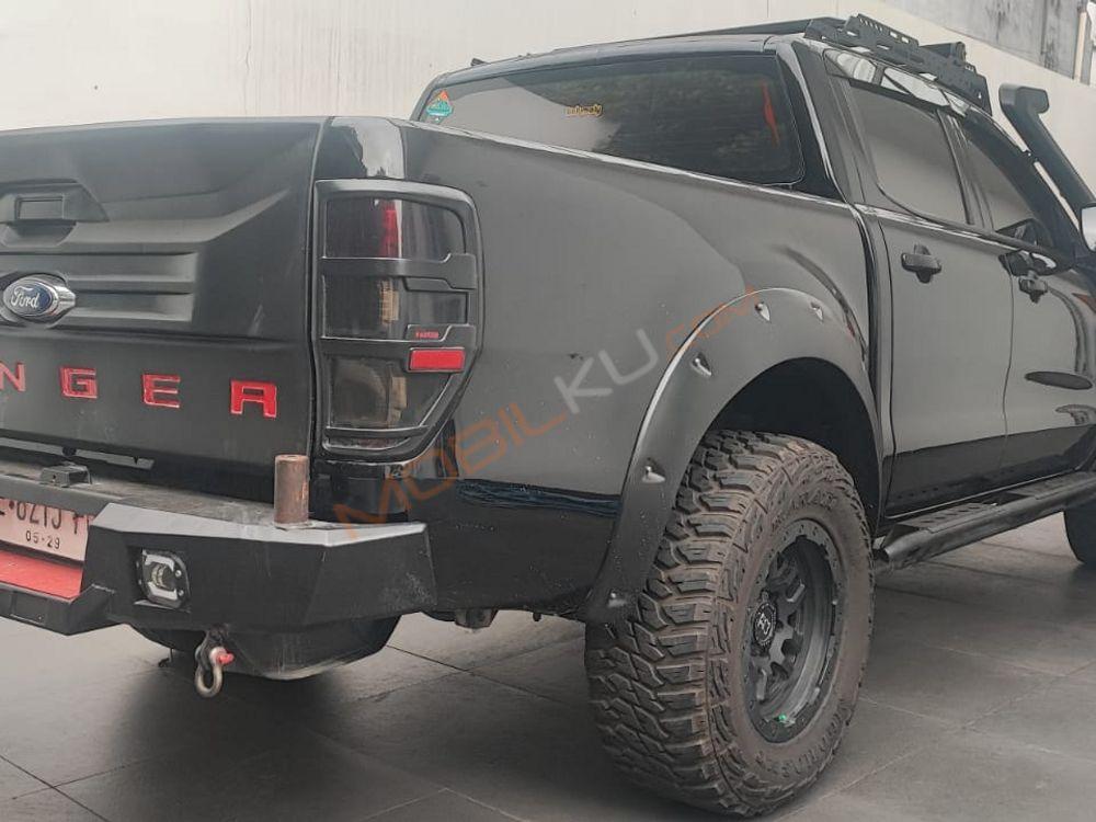 Mobil Ford Ranger 2014