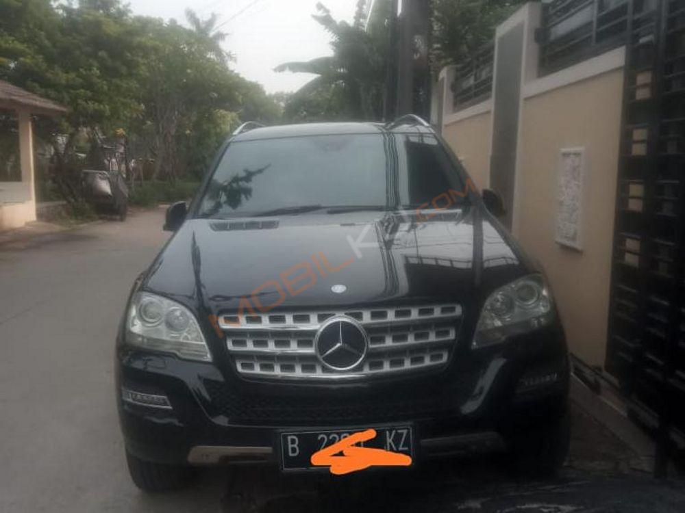 Mobil Mercedes-Benz ML 2011