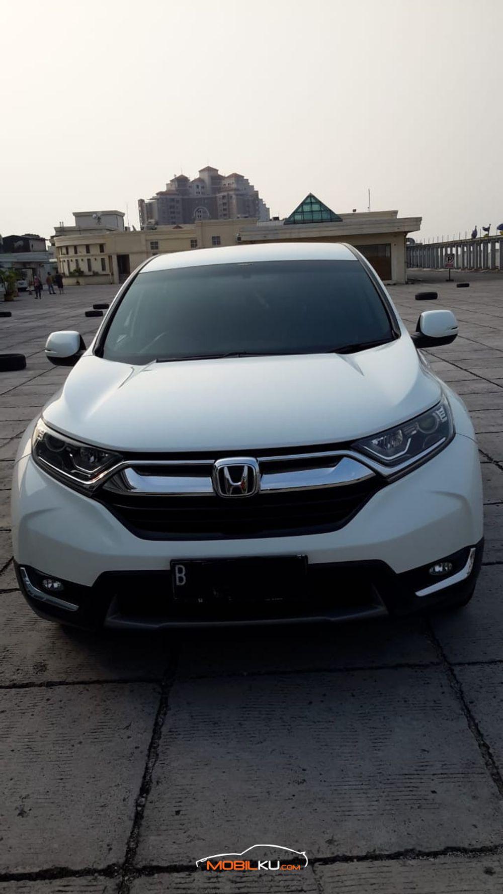Mobil Honda CR-V 2017